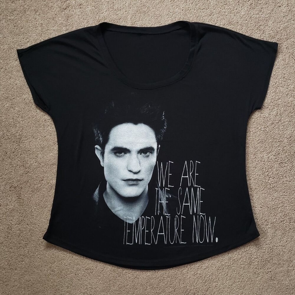 Officially Licensed 2012 Twilight Edward Cullen Graphic Top Black Size L/XL